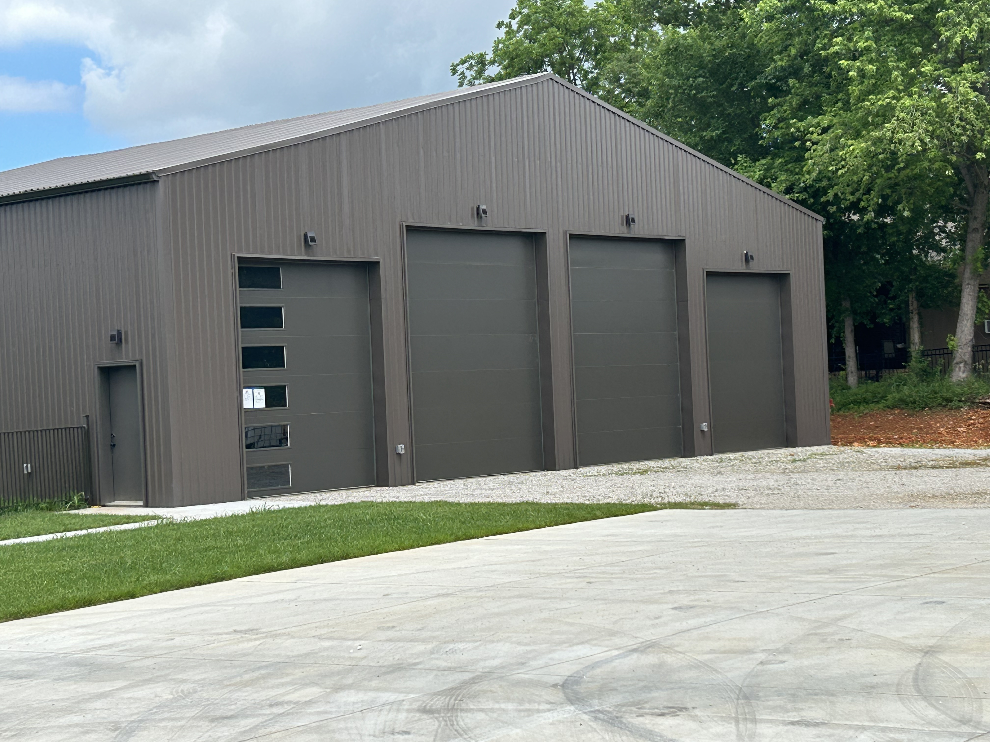 Commercial overhead door services near you