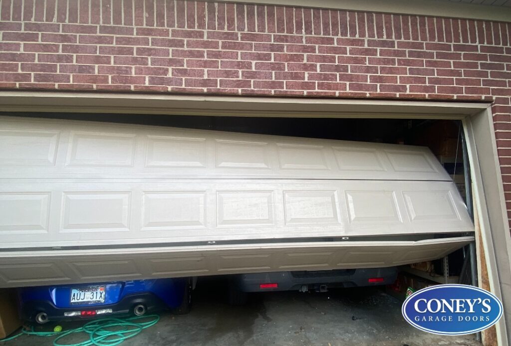 Web_Photo_Editor garage door opening crooked